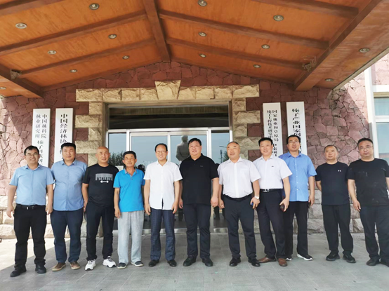 1659664159383296.png 640.png